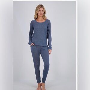 NWT Lucky Brand Womens Pajamas size Medium  Ribbed Hacci Sleepwear Set